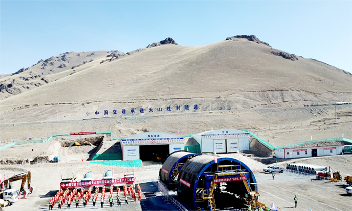 最长的高速隧道正在建： 新疆乌尉天山胜利隧道(图2)